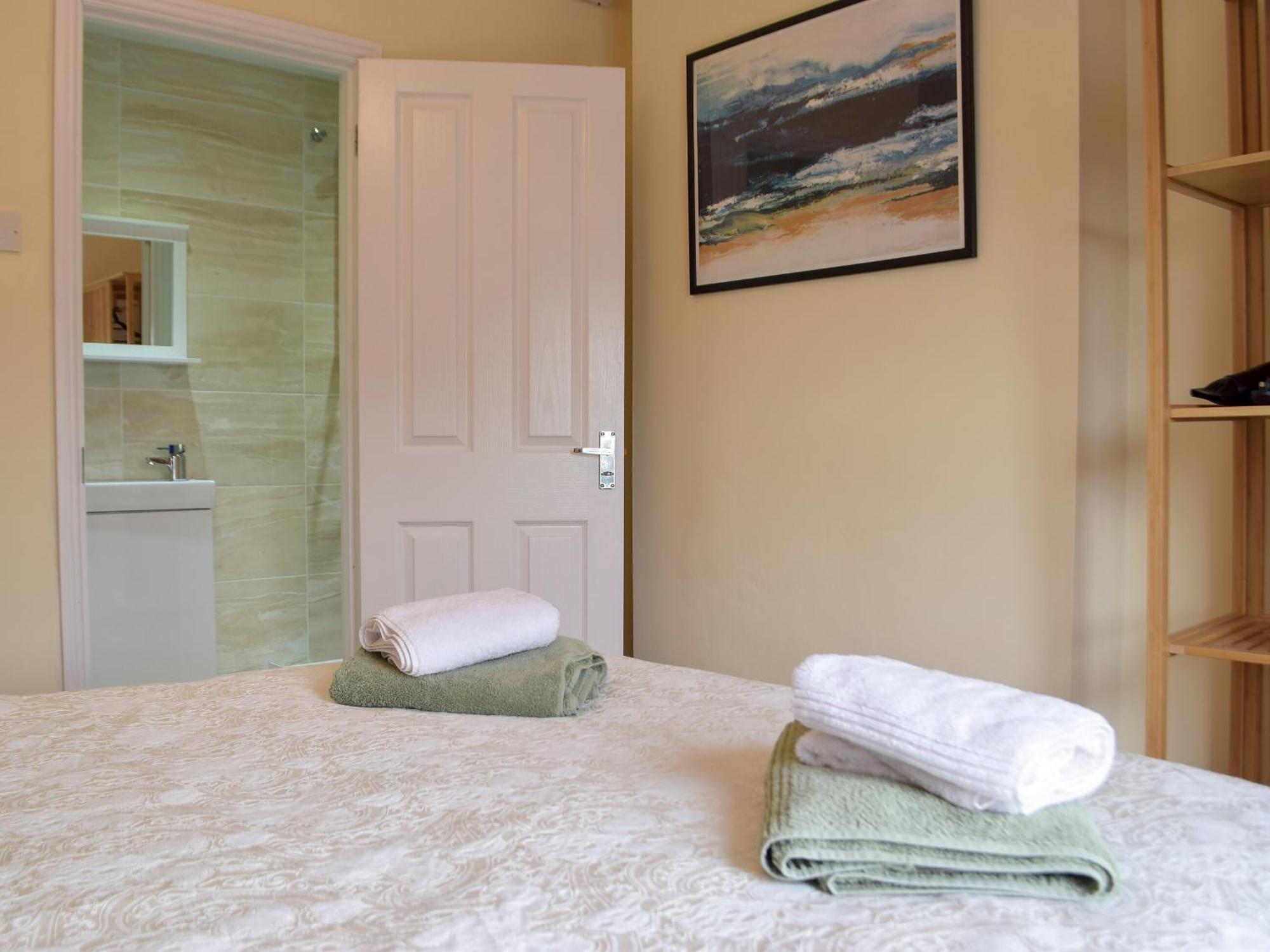 Hawthorns In Gower Villa Knelston ภายนอก รูปภาพ